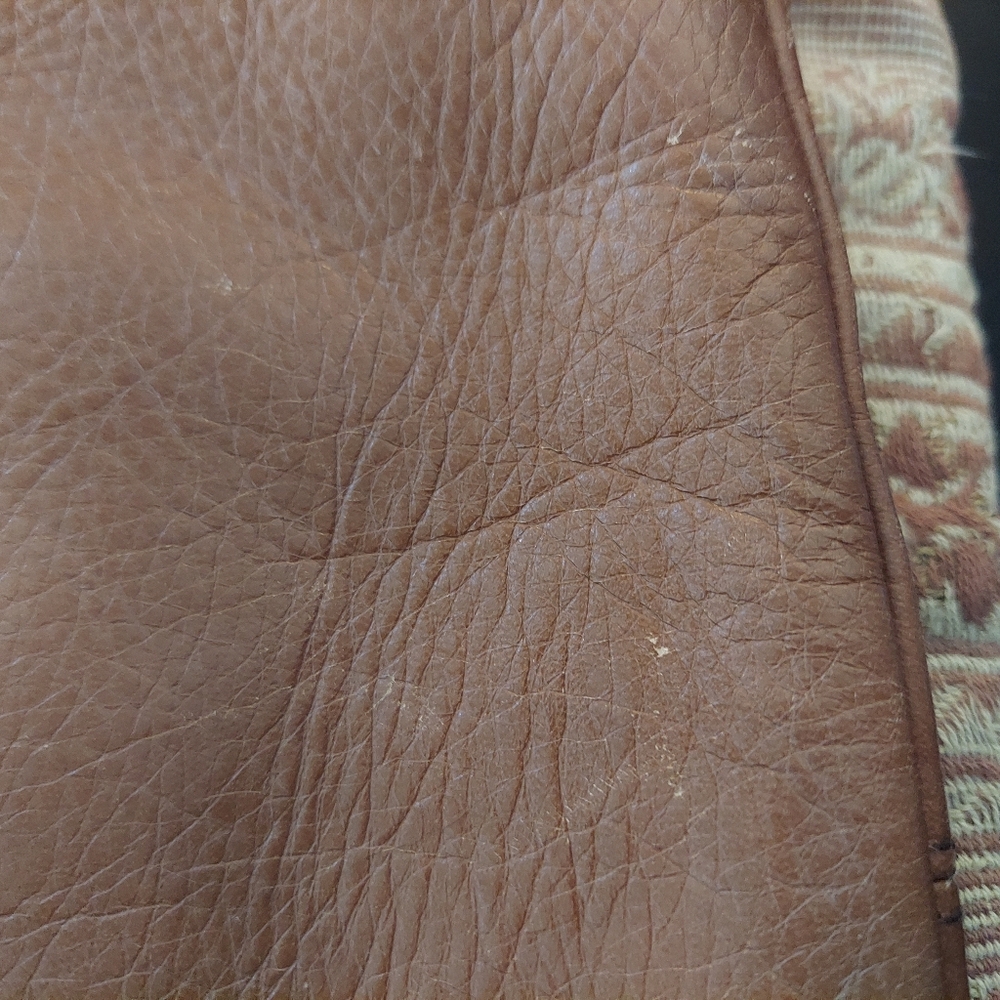 VTG Fossil 100% Genuine Brown Leather Crossbody/Shoulder Bag. Adjustable Strap - Picture 6 of 14